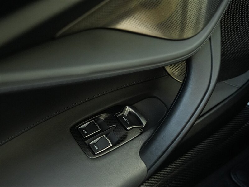 2020 McLaren 720S Spider Performance - Photo 29 - Bonita Springs, FL 34134