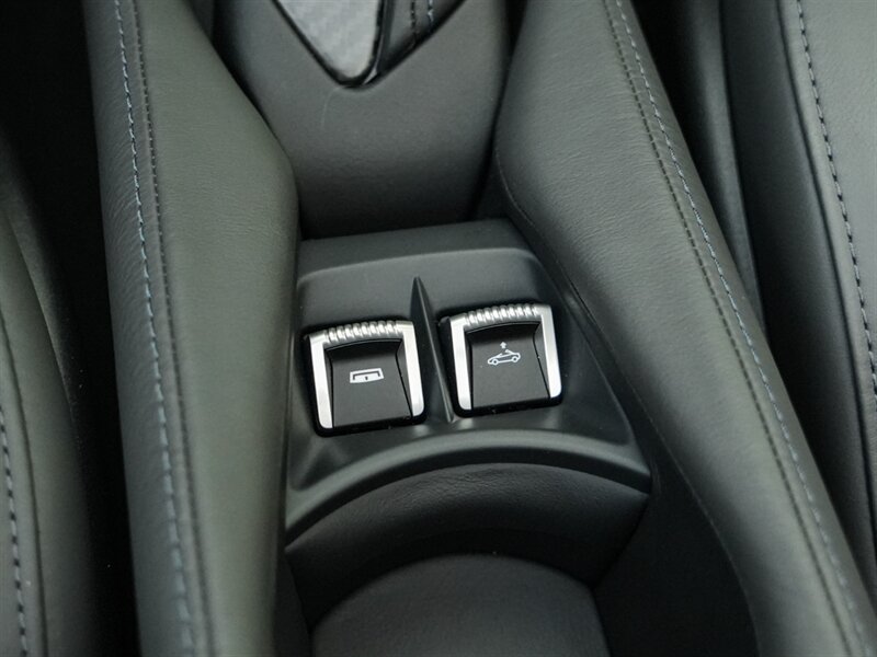2020 McLaren 720S Spider Performance - Photo 23 - Bonita Springs, FL 34134