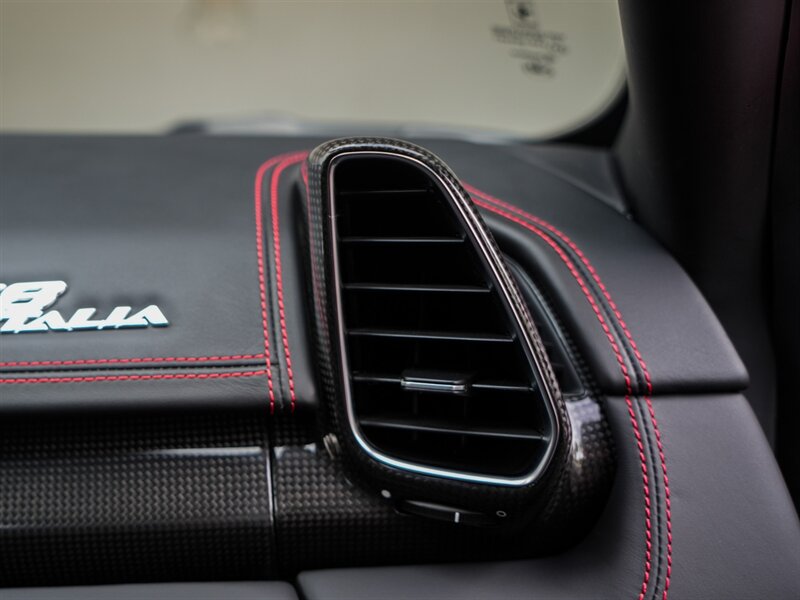 2012 Ferrari 458 Italia   - Photo 34 - Bonita Springs, FL 34134