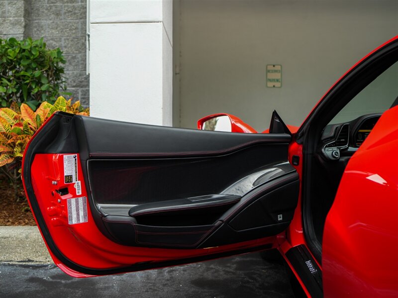 2012 Ferrari 458 Italia   - Photo 21 - Bonita Springs, FL 34134