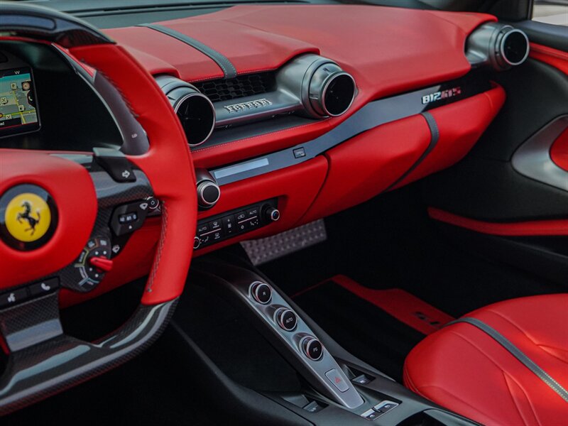 2021 Ferrari 812 GTS - Photo 18 - Bonita Springs, FL 34134