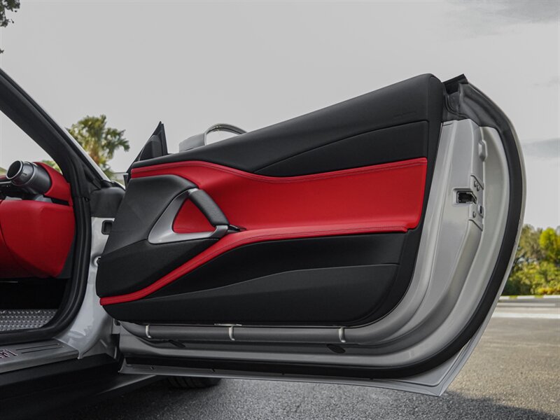 2021 Ferrari 812 GTS - Photo 40 - Bonita Springs, FL 34134