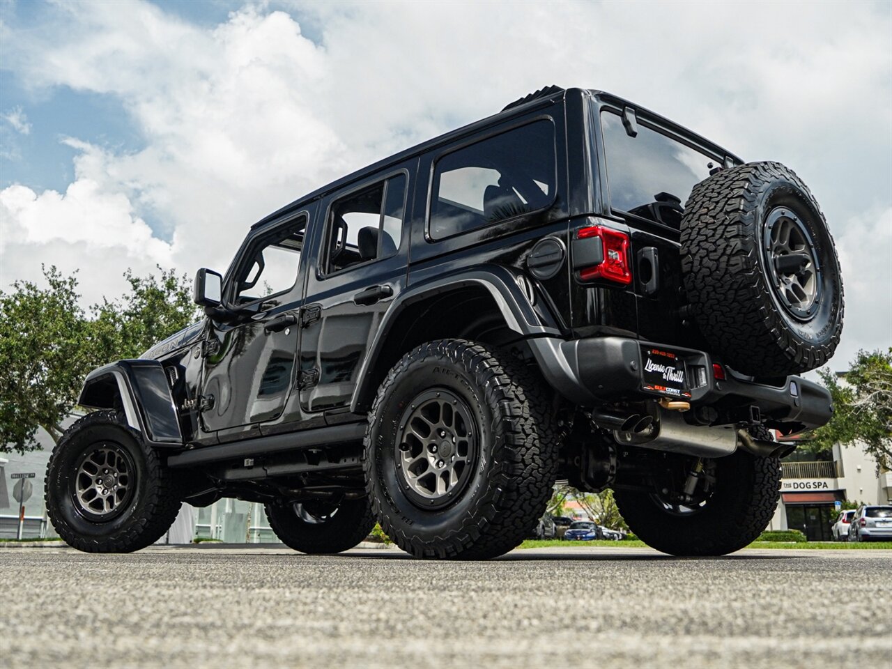 2023 Jeep Wrangler Rubicon 392   - Photo 49 - Bonita Springs, FL 34134