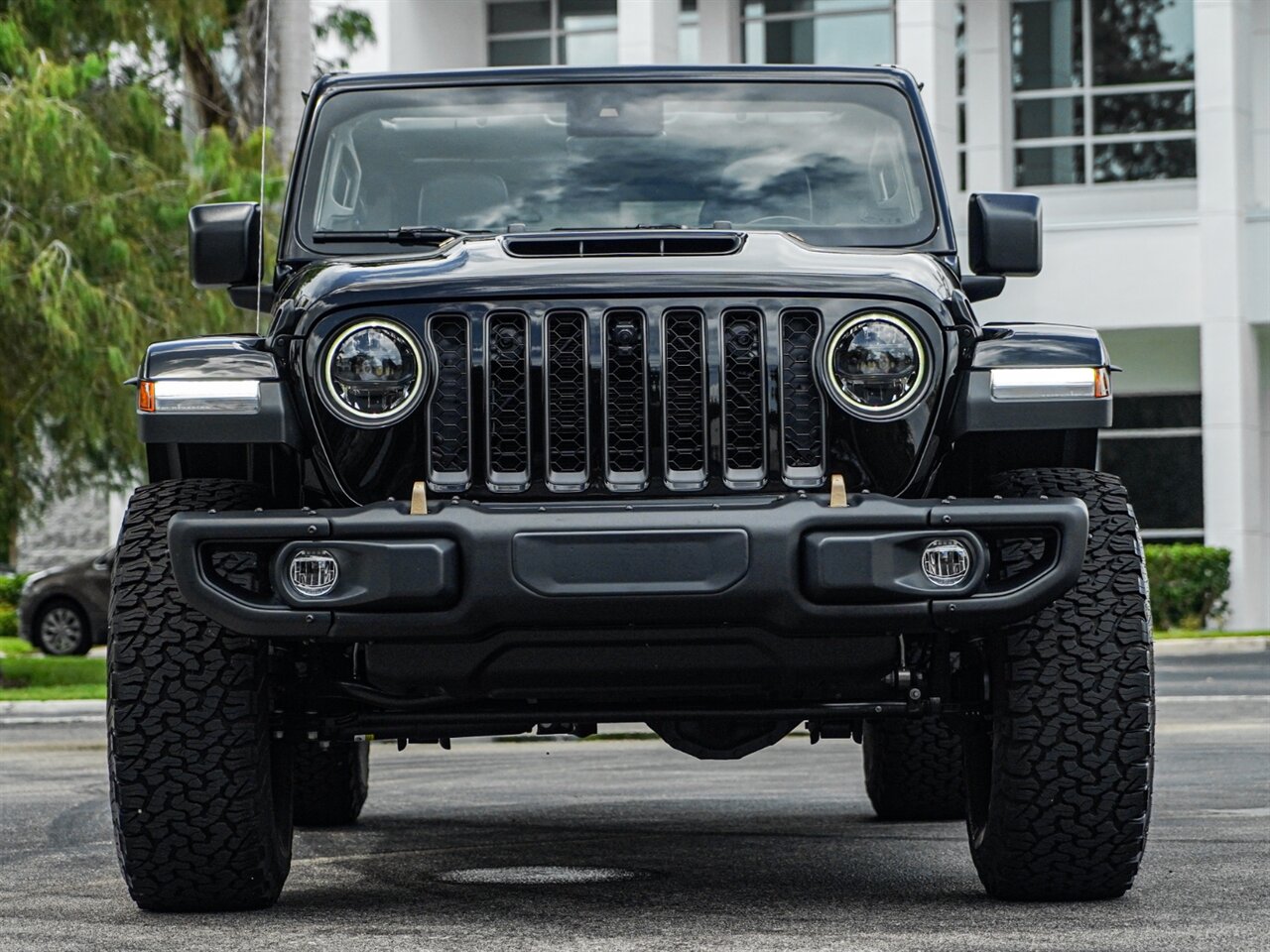 2023 Jeep Wrangler Rubicon 392   - Photo 5 - Bonita Springs, FL 34134