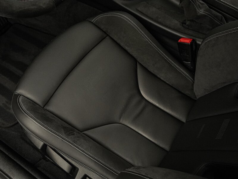 2016 BMW M4 GTS - Photo 18 - Bonita Springs, FL 34134