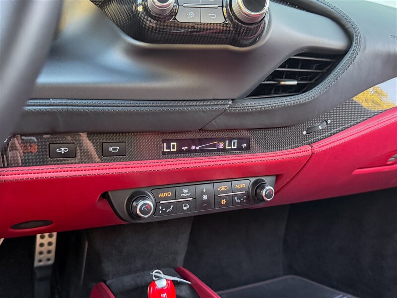 2021 Ferrari F8 Tributo - Photo 16 - Bonita Springs, FL 34134