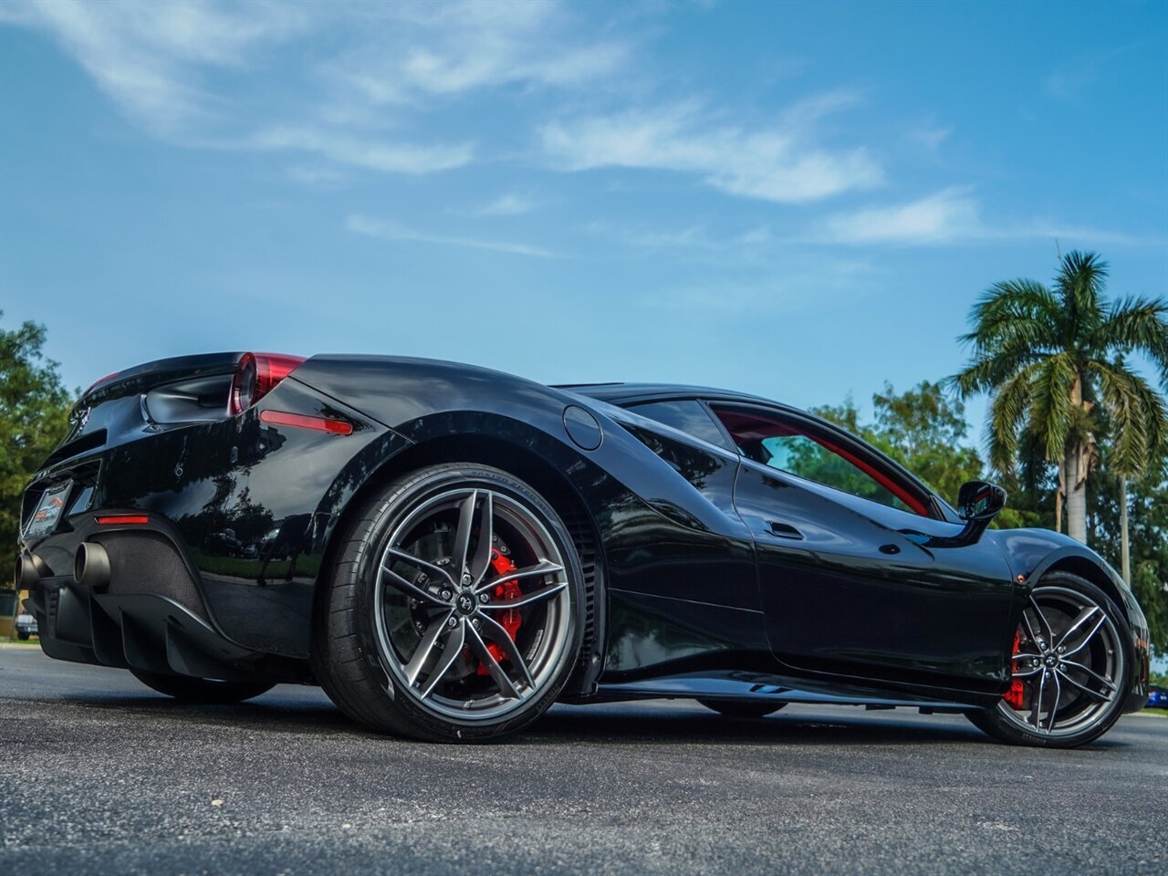 2018 Ferrari 488 GTB   - Photo 40 - Bonita Springs, FL 34134