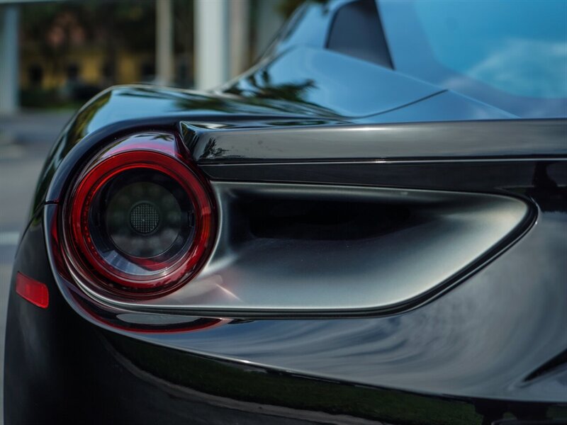 2018 Ferrari 488 GTB - Photo 38 - Bonita Springs, FL 34134