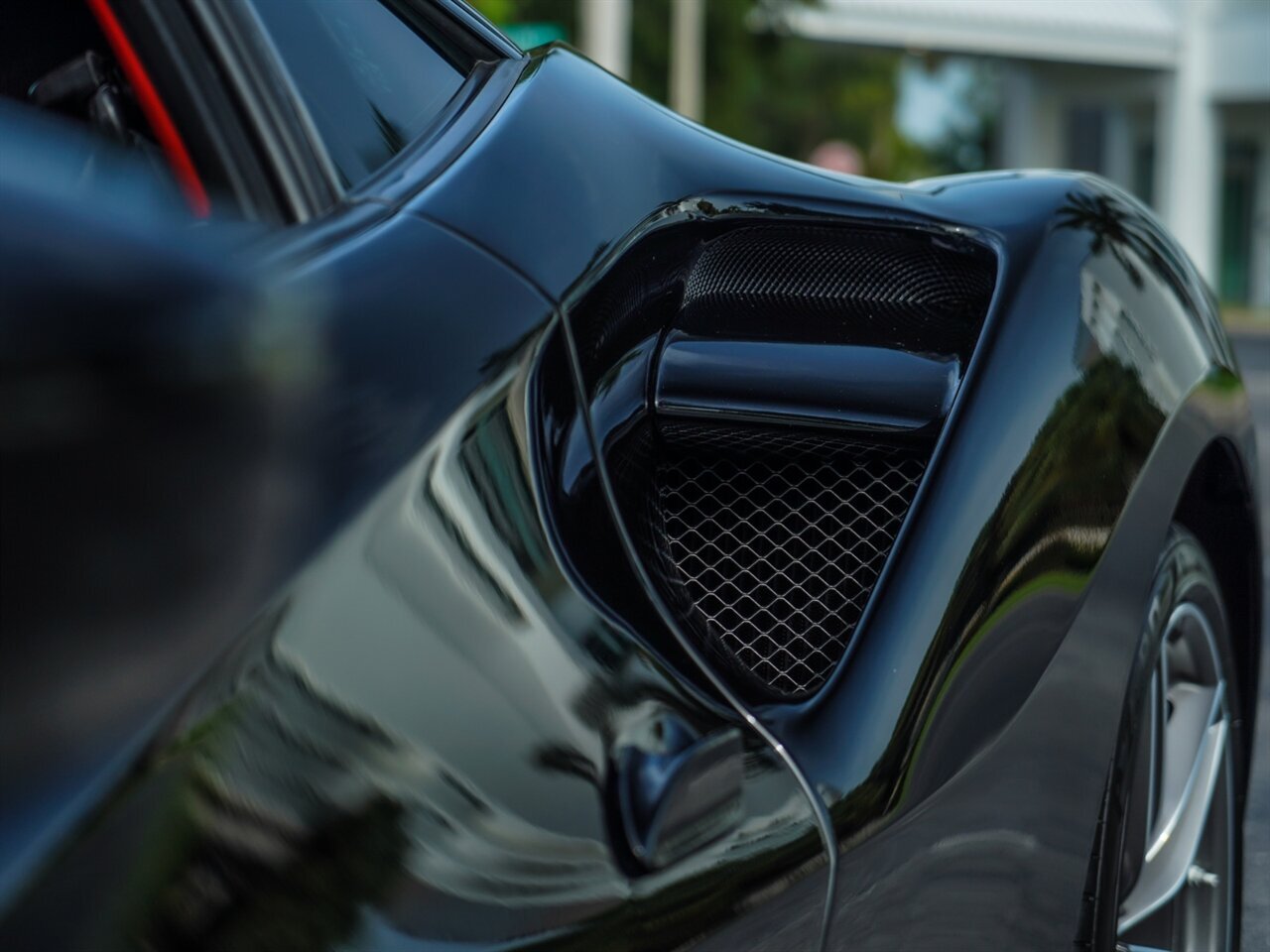 2018 Ferrari 488 GTB   - Photo 8 - Bonita Springs, FL 34134