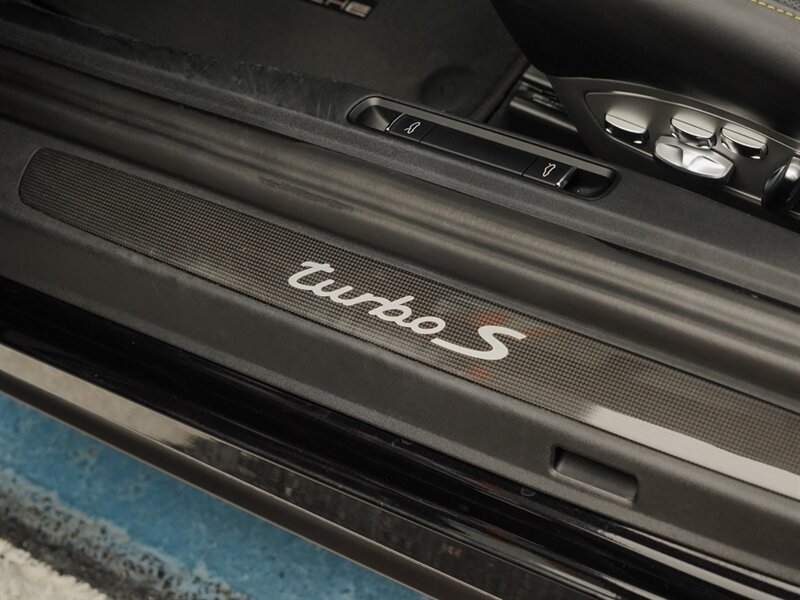 2018 Porsche 911 Turbo S - Photo 30 - Bonita Springs, FL 34134