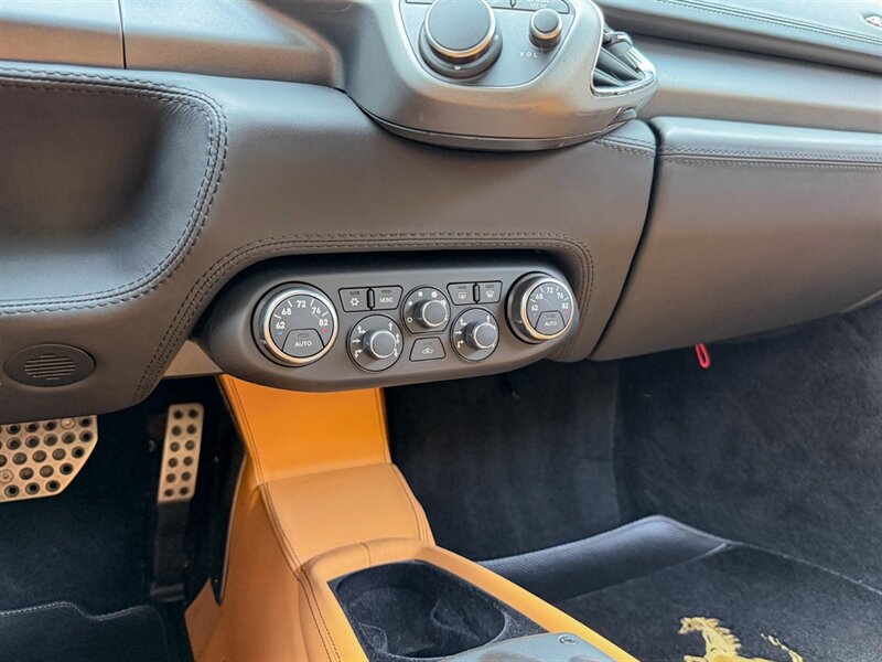 2011 Ferrari 458 Italia   - Photo 16 - Bonita Springs, FL 34134