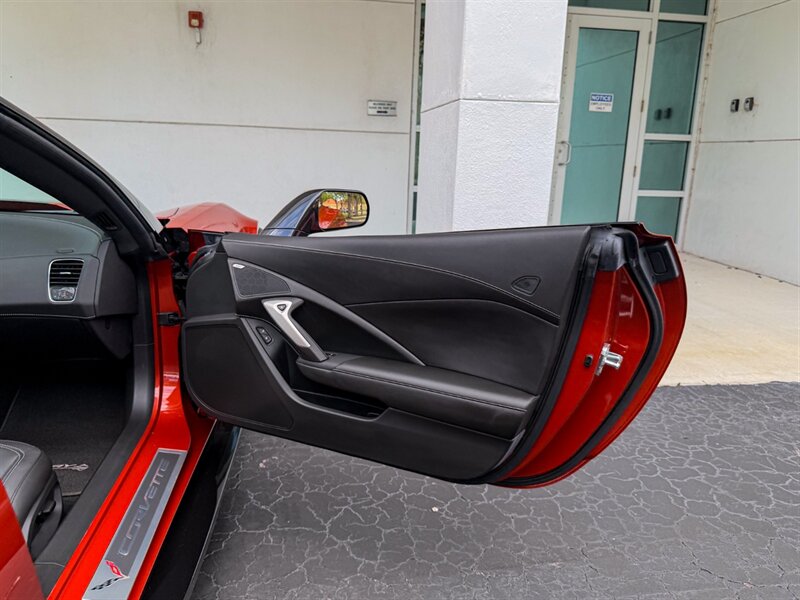 2016 Chevrolet Corvette Z06   - Photo 34 - Bonita Springs, FL 34134