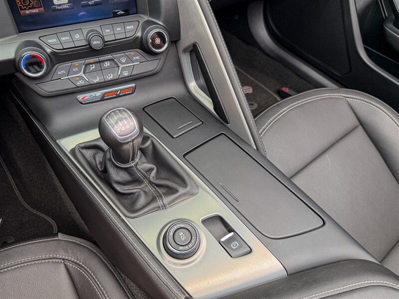 2016 Chevrolet Corvette Z06   - Photo 18 - Bonita Springs, FL 34134