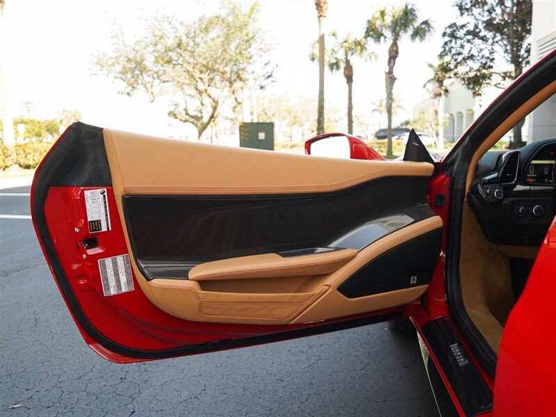 2012 Ferrari 458 Italia   - Photo 25 - Bonita Springs, FL 34134