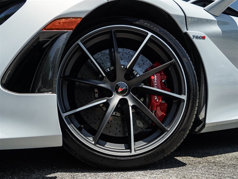 2018 McLaren 720S Luxury - Photo 16 - Bonita Springs, FL 34134