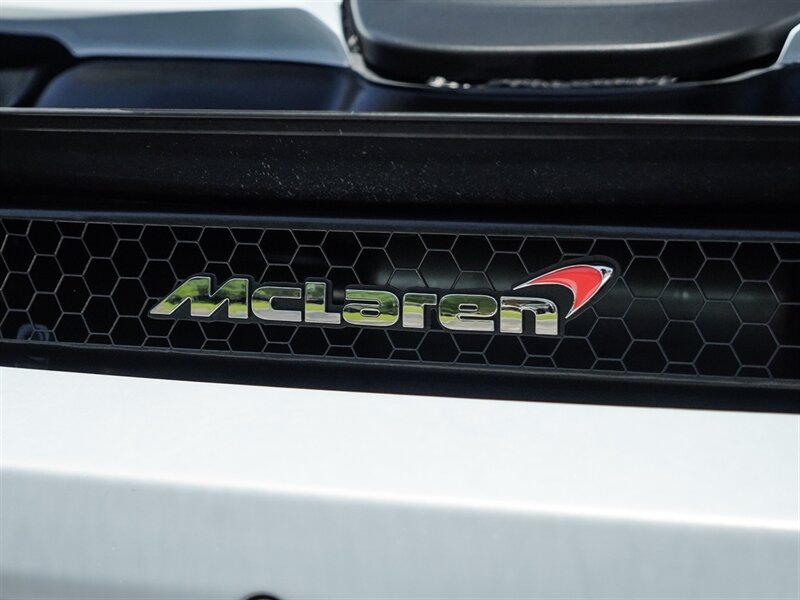 2018 McLaren 720S Luxury - Photo 50 - Bonita Springs, FL 34134