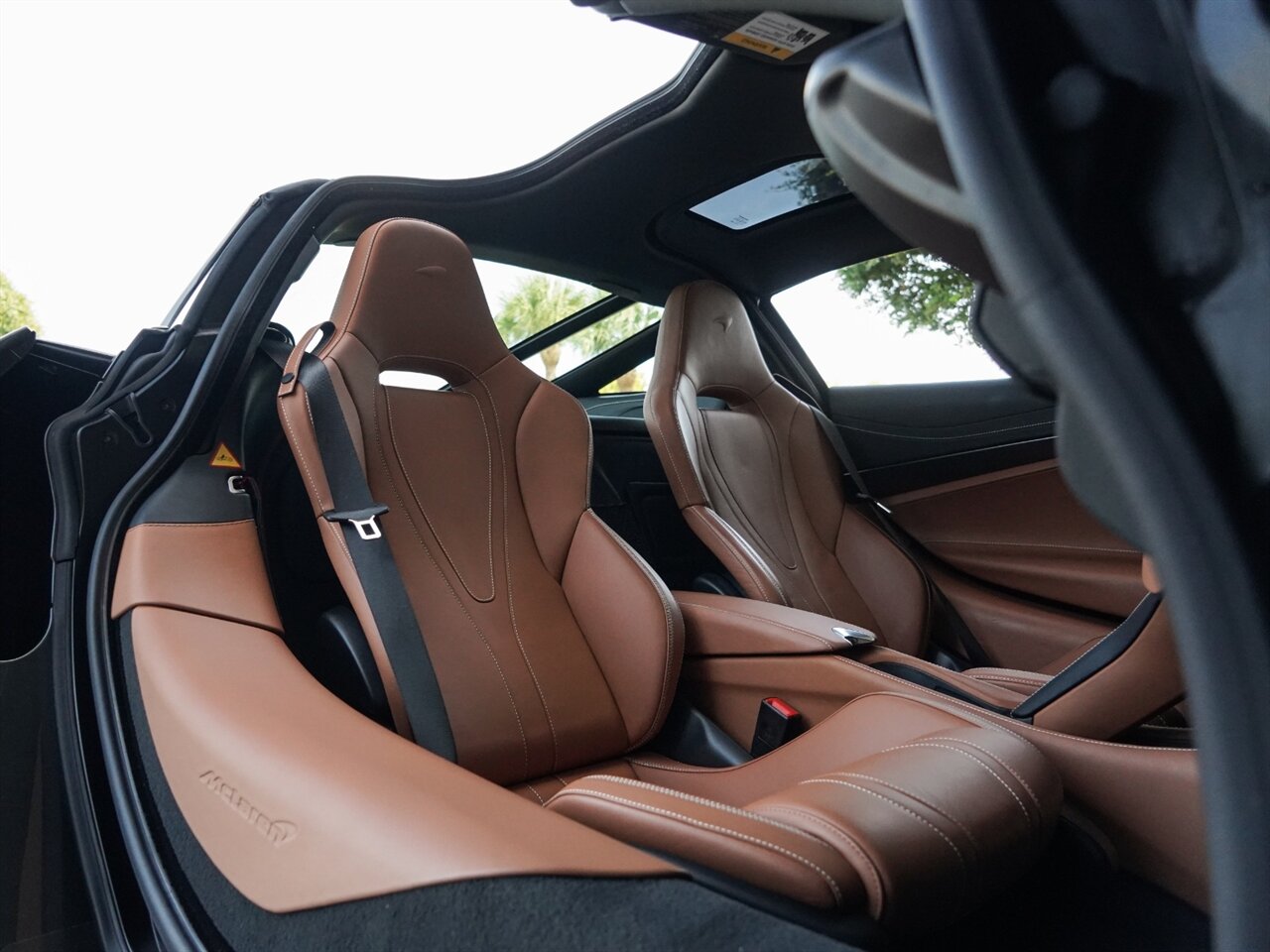 2018 McLaren 720S Luxury   - Photo 30 - Bonita Springs, FL 34134