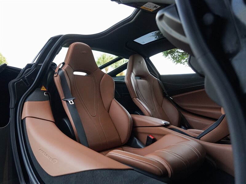 2018 McLaren 720S Luxury - Photo 30 - Bonita Springs, FL 34134