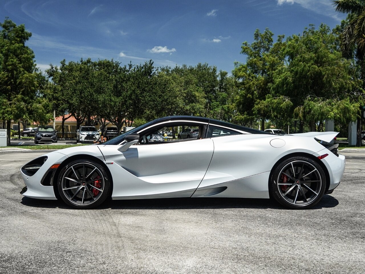 2018 McLaren 720S Luxury   - Photo 35 - Bonita Springs, FL 34134