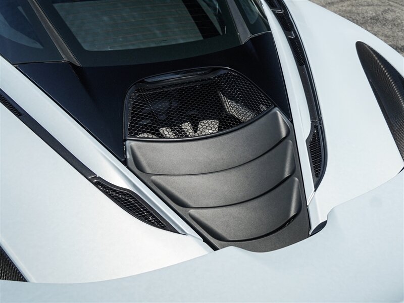 2018 McLaren 720S Luxury - Photo 52 - Bonita Springs, FL 34134