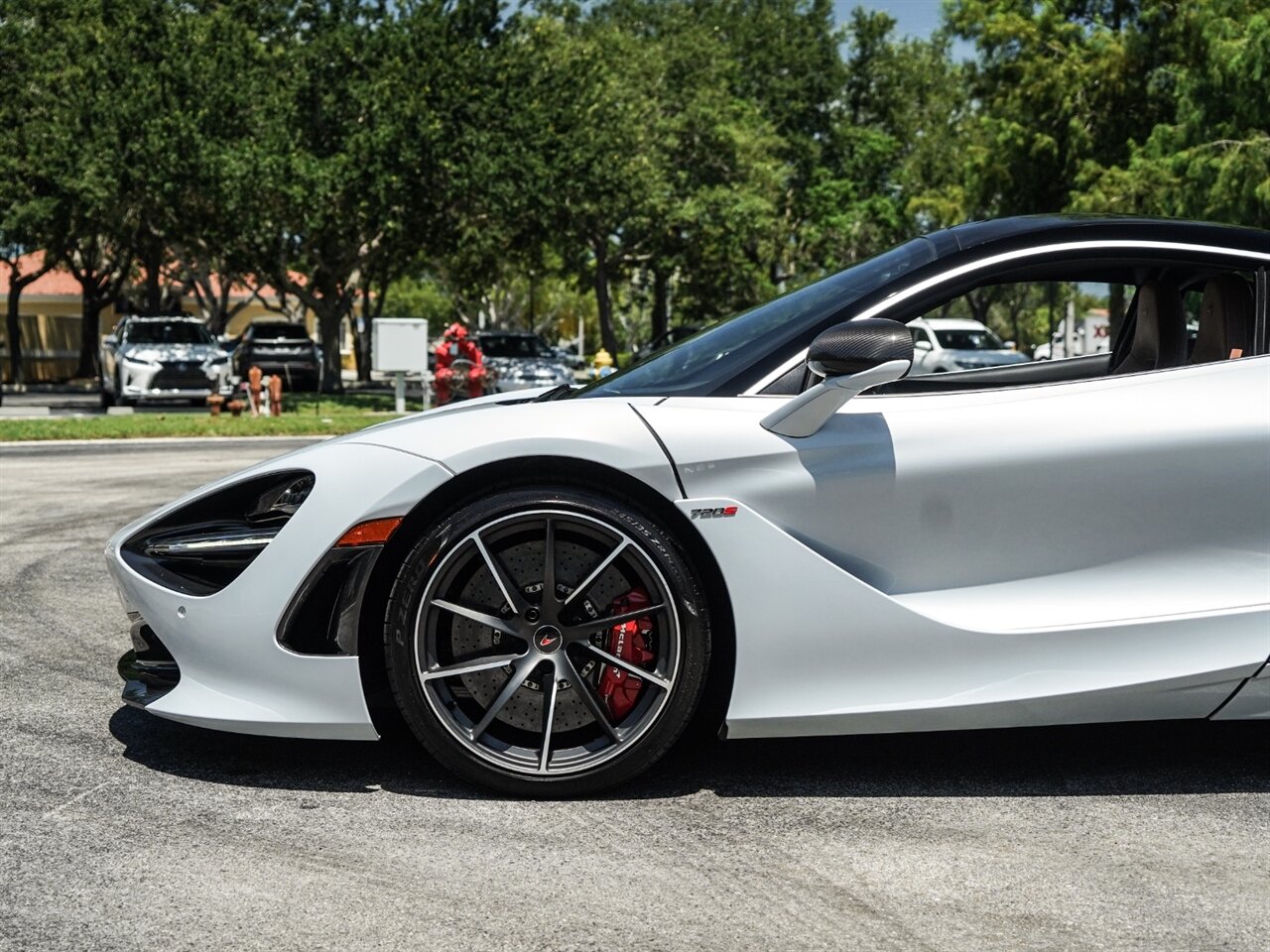 2018 McLaren 720S Luxury   - Photo 36 - Bonita Springs, FL 34134