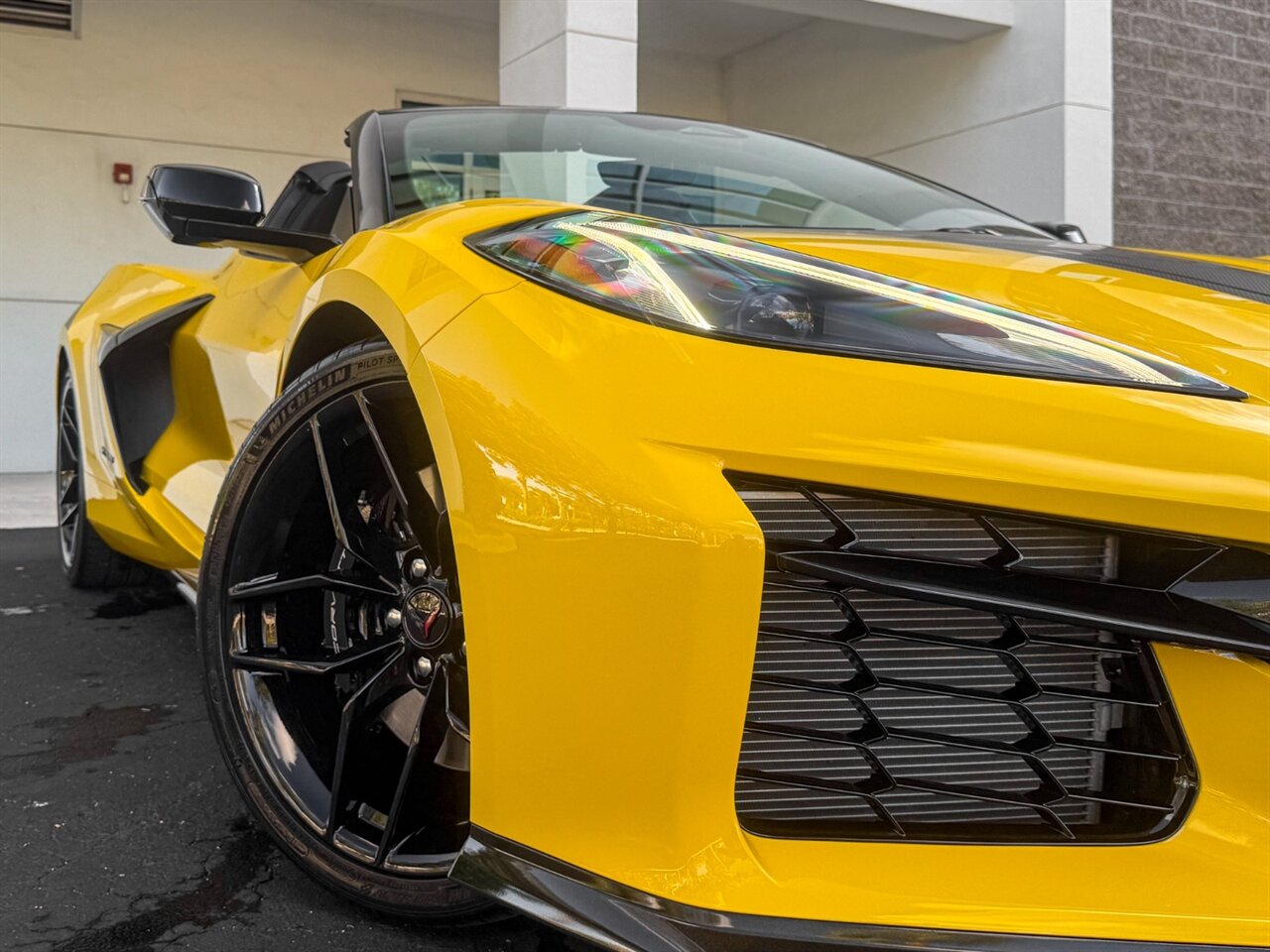 2025 Chevrolet Corvette Z06   - Photo 71 - Bonita Springs, FL 34134