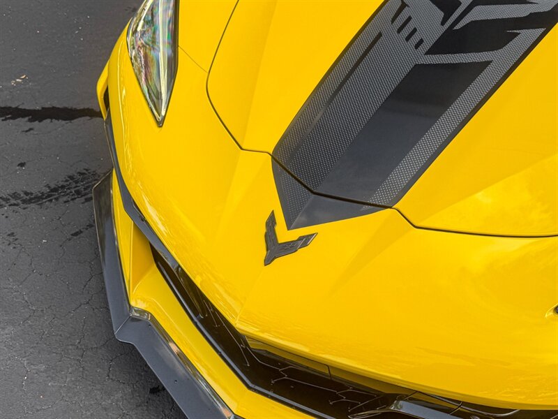 2025 Chevrolet Corvette Z06   - Photo 4 - Bonita Springs, FL 34134