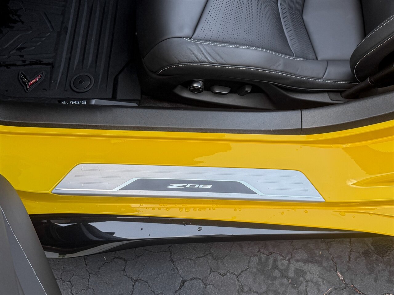 2025 Chevrolet Corvette Z06   - Photo 24 - Bonita Springs, FL 34134