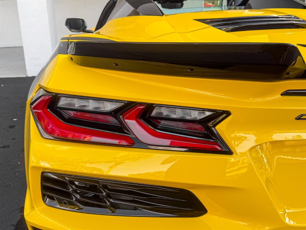 2025 Chevrolet Corvette Z06   - Photo 48 - Bonita Springs, FL 34134