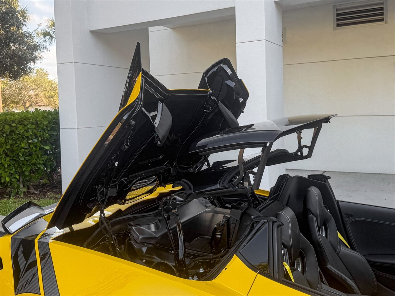 2025 Chevrolet Corvette Z06   - Photo 63 - Bonita Springs, FL 34134