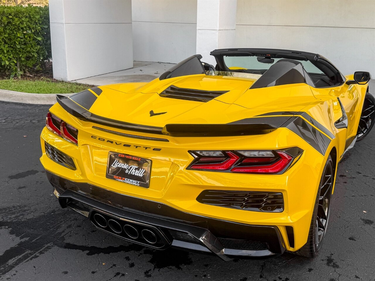 2025 Chevrolet Corvette Z06   - Photo 53 - Bonita Springs, FL 34134