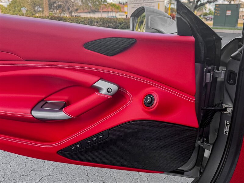 2021 Ferrari F8 Spider - Photo 23 - Bonita Springs, FL 34134