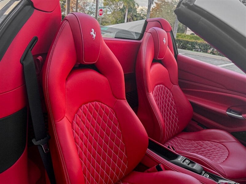 2021 Ferrari F8 Spider - Photo 33 - Bonita Springs, FL 34134