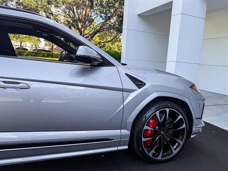 2024 Lamborghini Urus S - Photo 76 - Bonita Springs, FL 34134