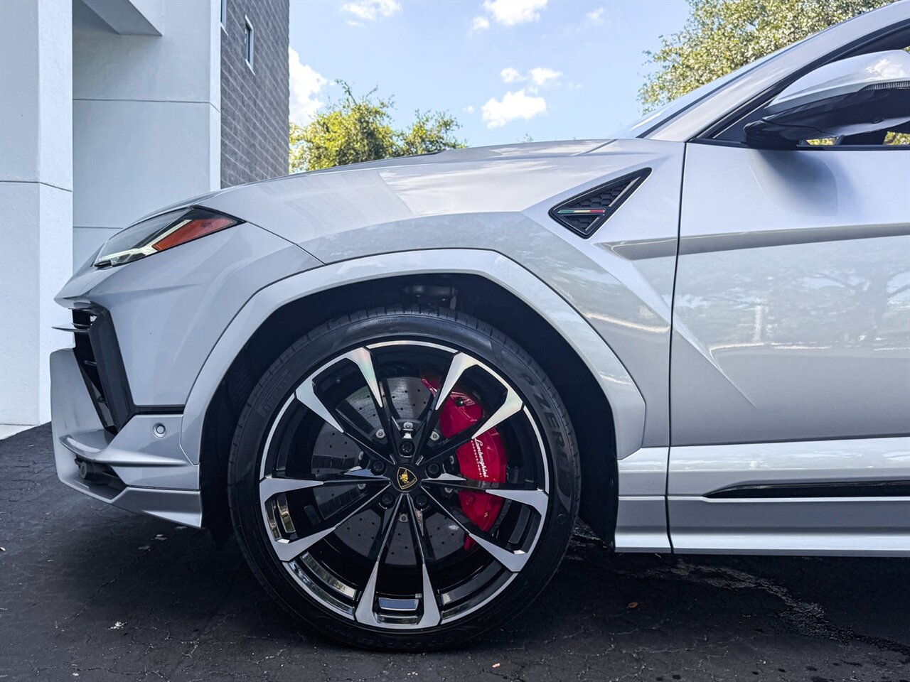 2024 Lamborghini Urus S   - Photo 55 - Bonita Springs, FL 34134
