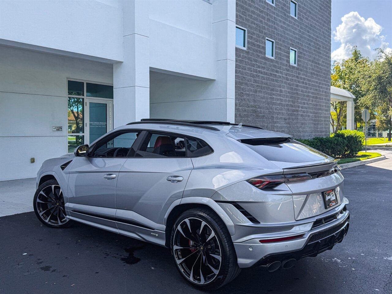 2024 Lamborghini Urus S   - Photo 57 - Bonita Springs, FL 34134