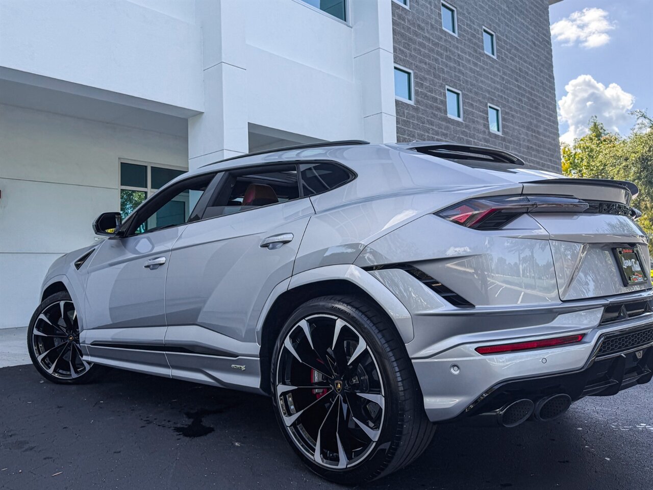 2024 Lamborghini Urus S   - Photo 59 - Bonita Springs, FL 34134