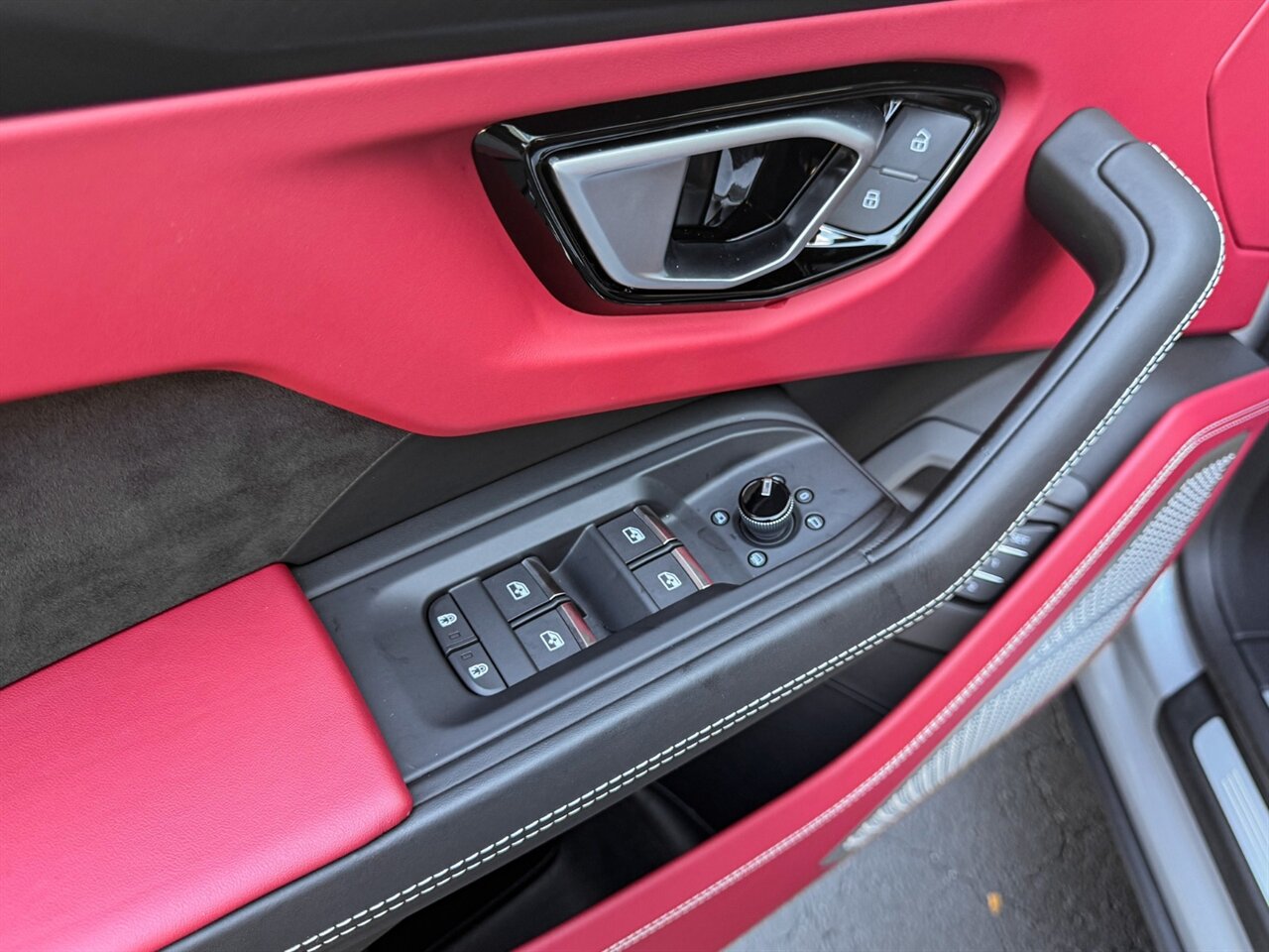 2024 Lamborghini Urus S   - Photo 32 - Bonita Springs, FL 34134