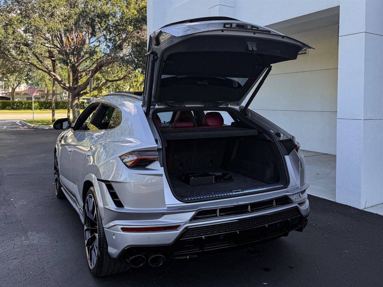 2024 Lamborghini Urus S   - Photo 52 - Bonita Springs, FL 34134