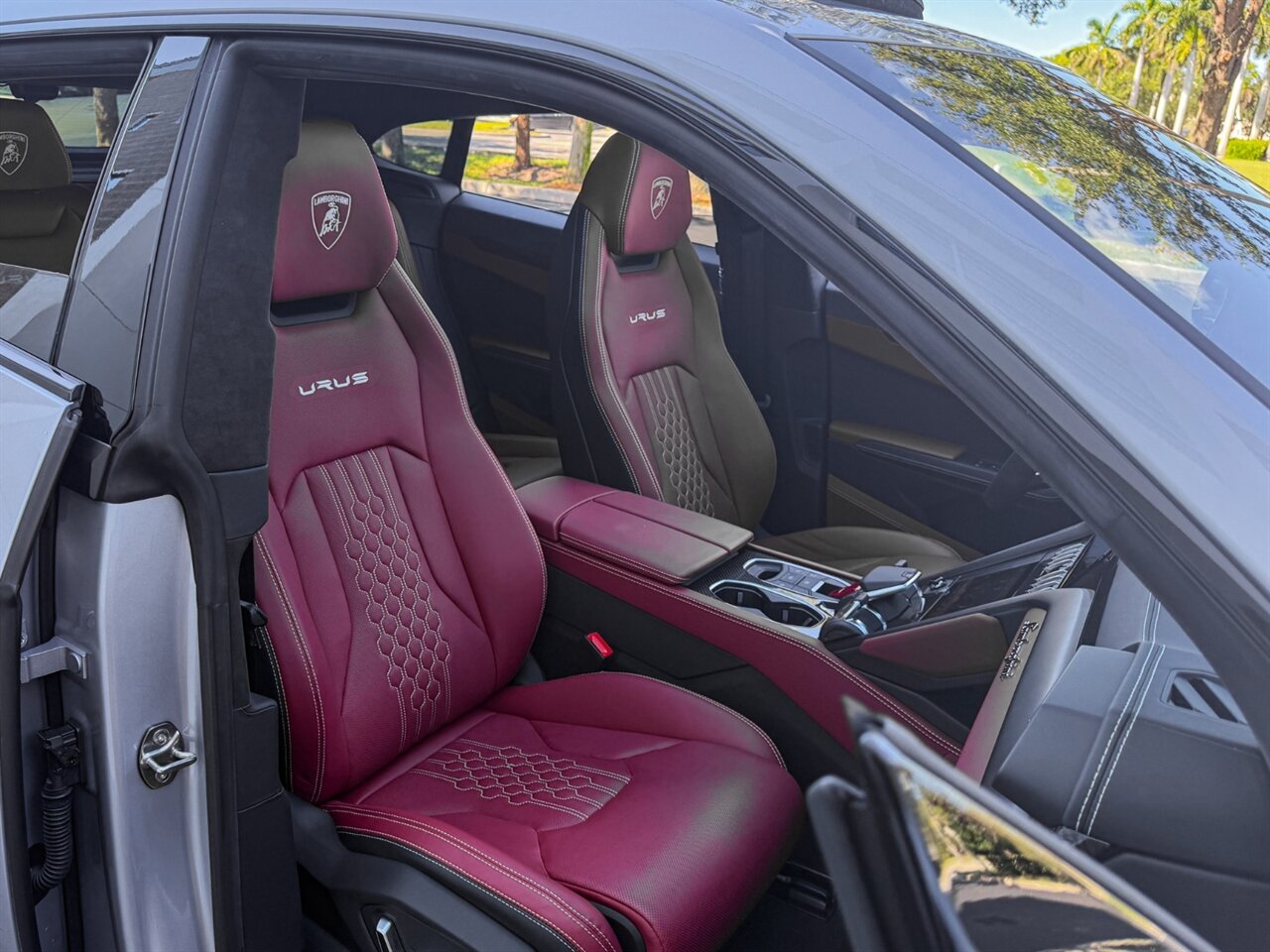2024 Lamborghini Urus S   - Photo 43 - Bonita Springs, FL 34134