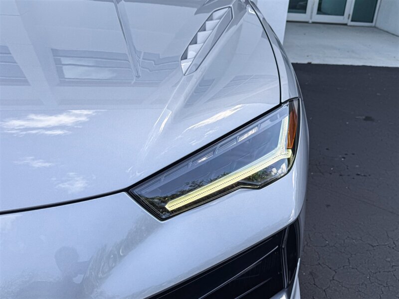 2024 Lamborghini Urus S - Photo 3 - Bonita Springs, FL 34134