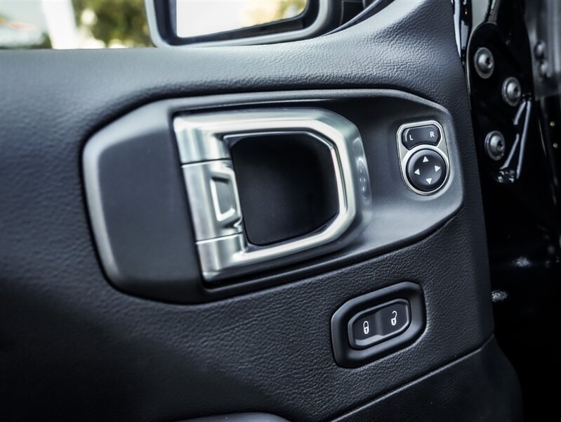 2021 Jeep Wrangler Unlimited Rubicon 392 - Photo 24 - Bonita Springs, FL 34134