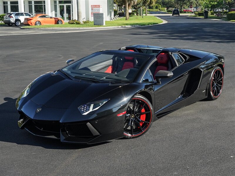 2015 Lamborghini Aventador LP 700-4 Roadster - Photo 11 - Bonita Springs, FL 34134