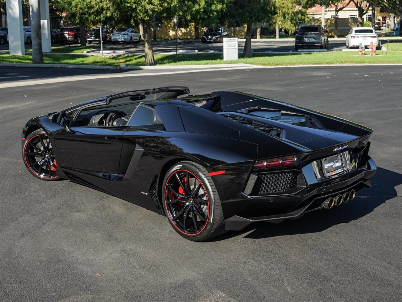 2015 Lamborghini Aventador LP 700-4  Roadster - Photo 45 - Bonita Springs, FL 34134