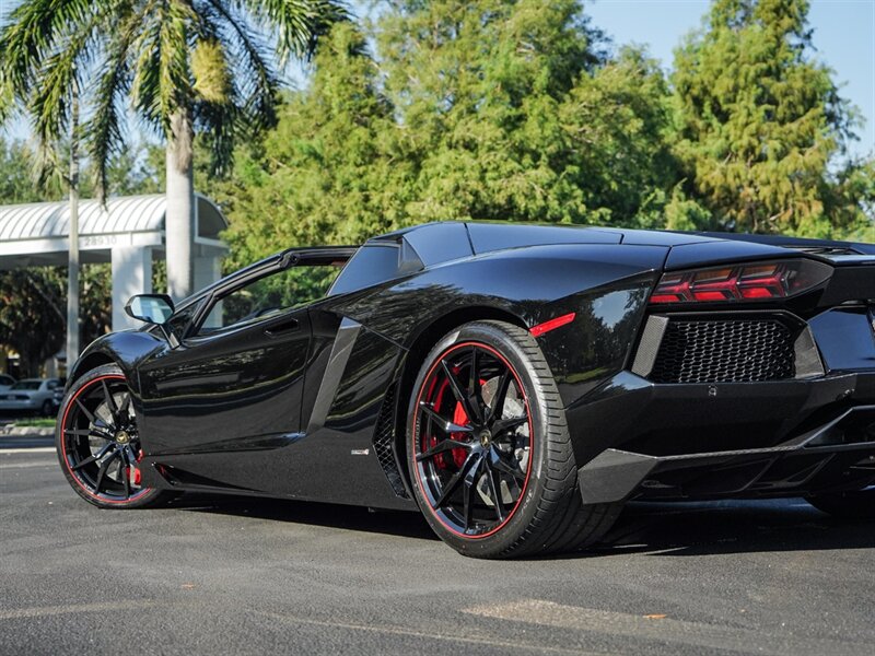 2015 Lamborghini Aventador LP 700-4 Roadster - Photo 48 - Bonita Springs, FL 34134
