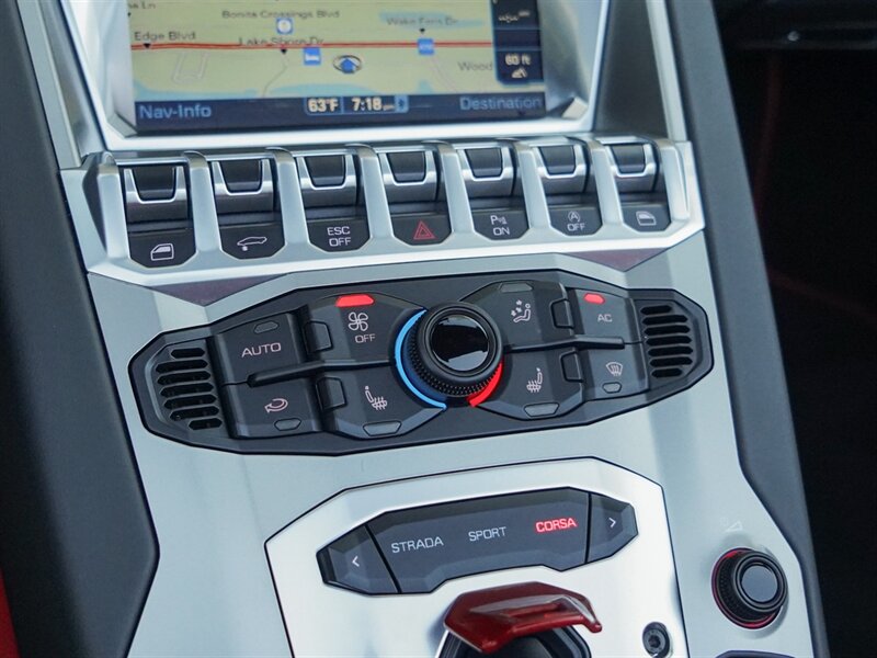 2015 Lamborghini Aventador LP 700-4 Roadster - Photo 19 - Bonita Springs, FL 34134