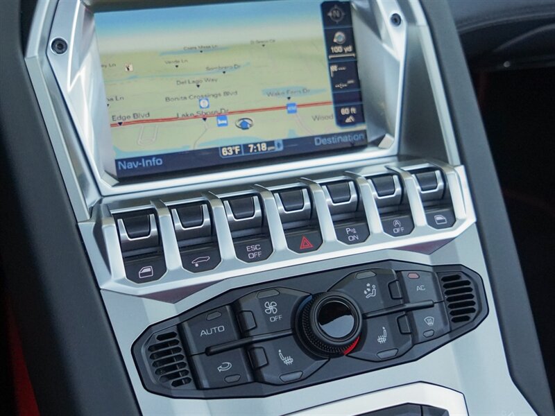 2015 Lamborghini Aventador LP 700-4 Roadster - Photo 18 - Bonita Springs, FL 34134