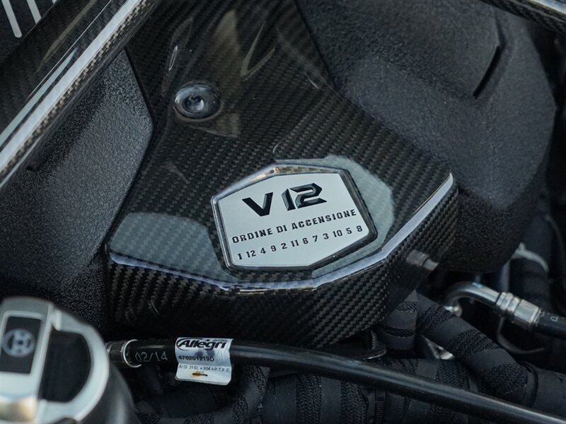 2015 Lamborghini Aventador LP 700-4 Roadster - Photo 38 - Bonita Springs, FL 34134