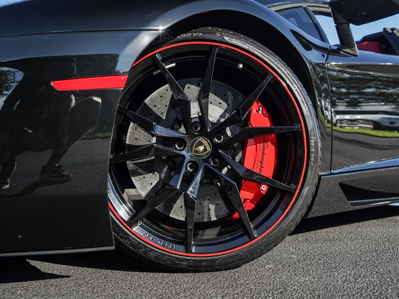 2015 Lamborghini Aventador LP 700-4 Roadster - Photo 13 - Bonita Springs, FL 34134