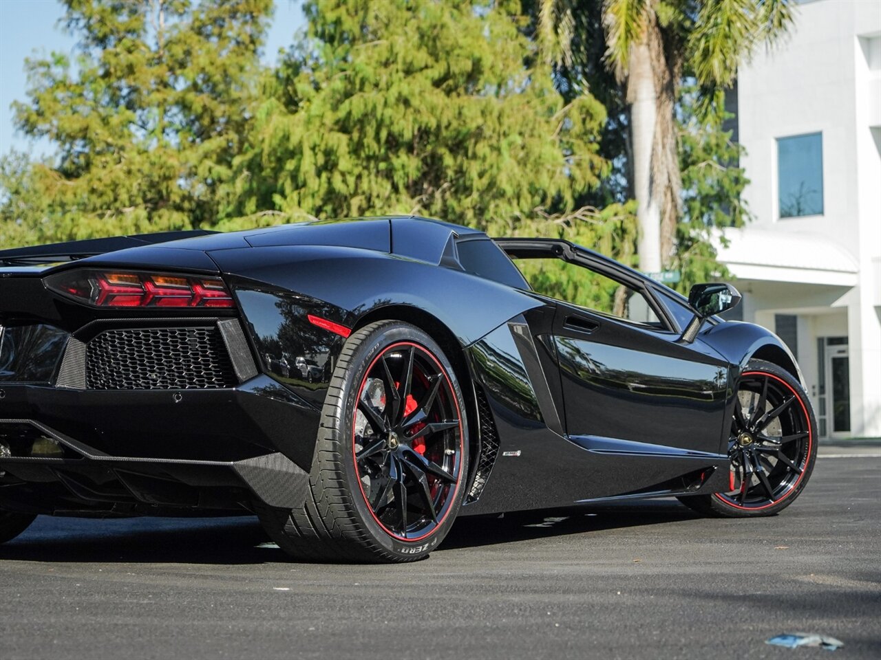 2015 Lamborghini Aventador LP 700-4  Roadster - Photo 62 - Bonita Springs, FL 34134